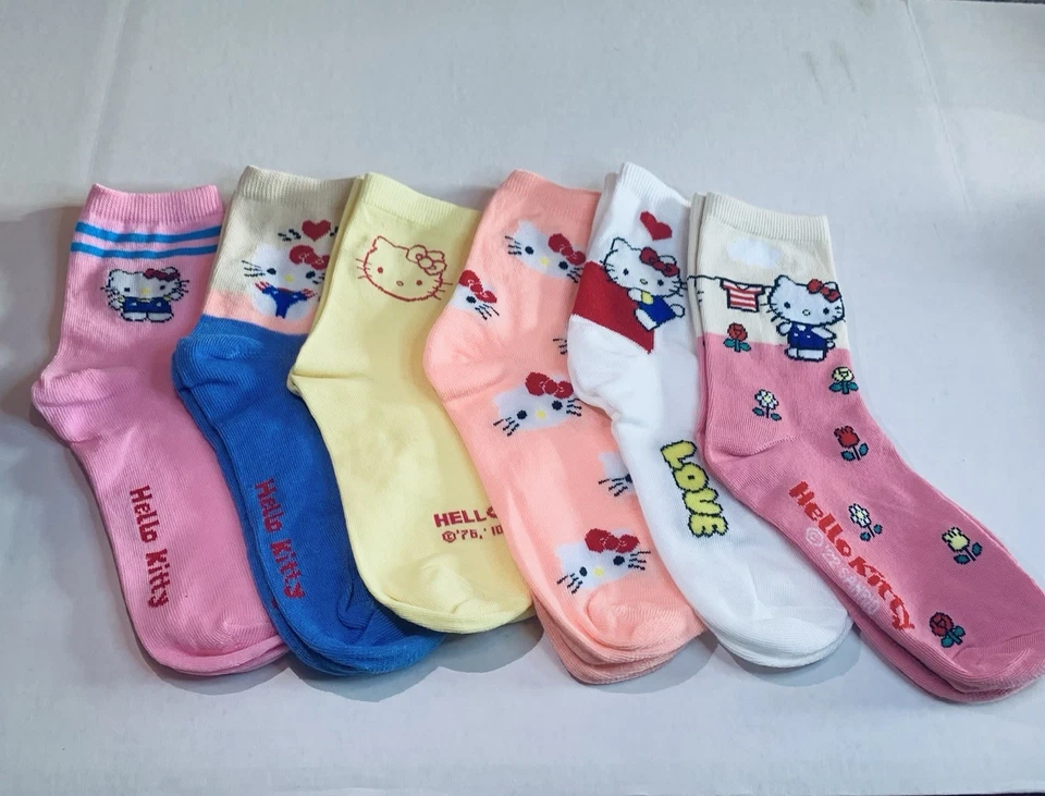 6 pares de calcetines para niños de dibujos animados de Hello Kitty a mitad de la pantorrilla Foto 2 de 4
