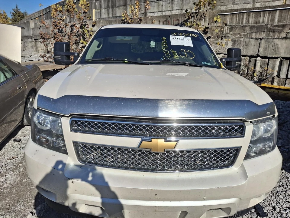 Luz de conducción usada se adapta a: Chevrolet Tahoe 2013 base de conducción antiniebla grado A Foto 2 de 4