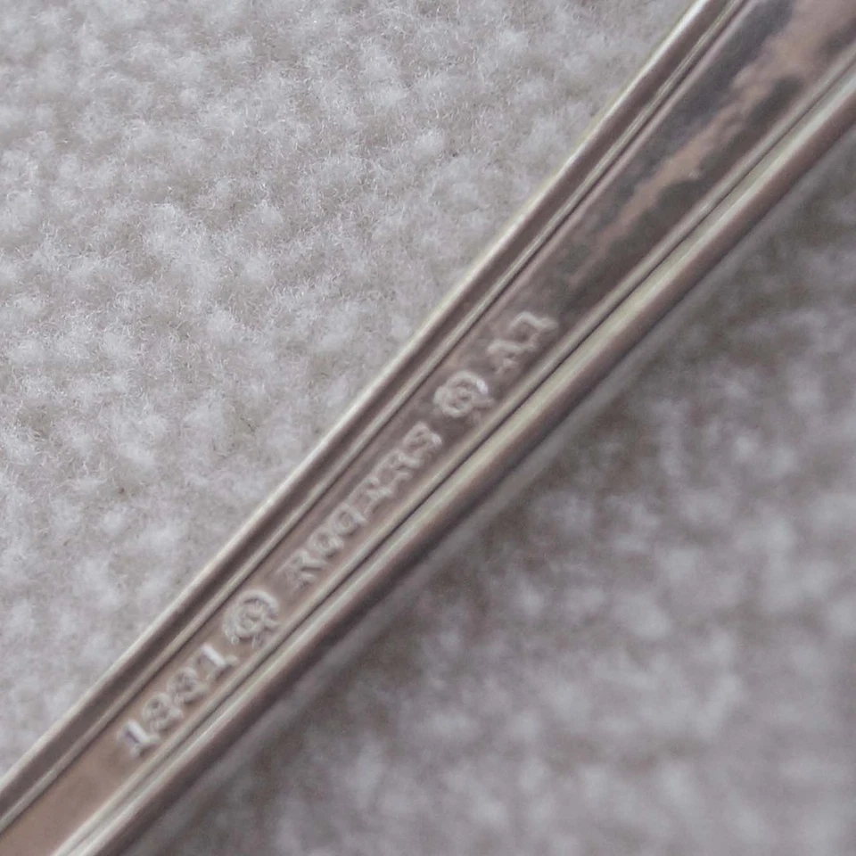 Rogers 1881 Silver Plated Table Soup Spoon SALEM or LOWELL Tablespoon Place - Image 4 of 4