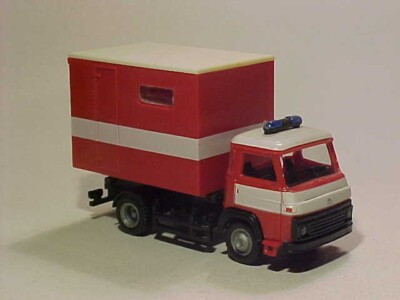2.5 INCH 1987 Avia Fire Brigade Command Car Unbranded 1/87 H0 Plastic Mint Loose