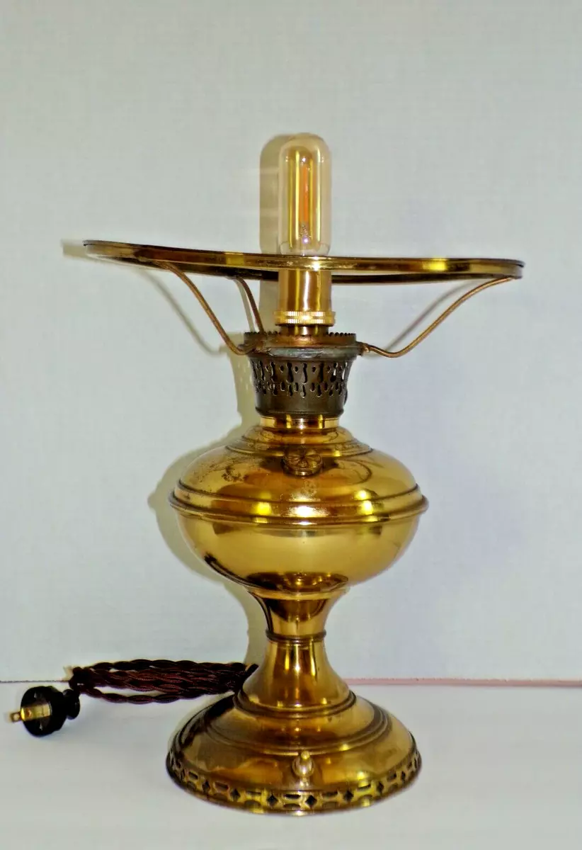 Antique ALADDIN by MANTLE lamp co brass oil kerosene lamp. Model 5 Rewired