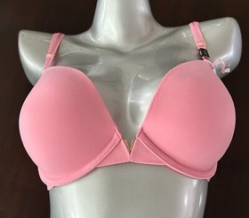 Nwt Victorias Secret Love Cloud Lightly Lined Push Up Plunge U/W Bra 32DD Pink
