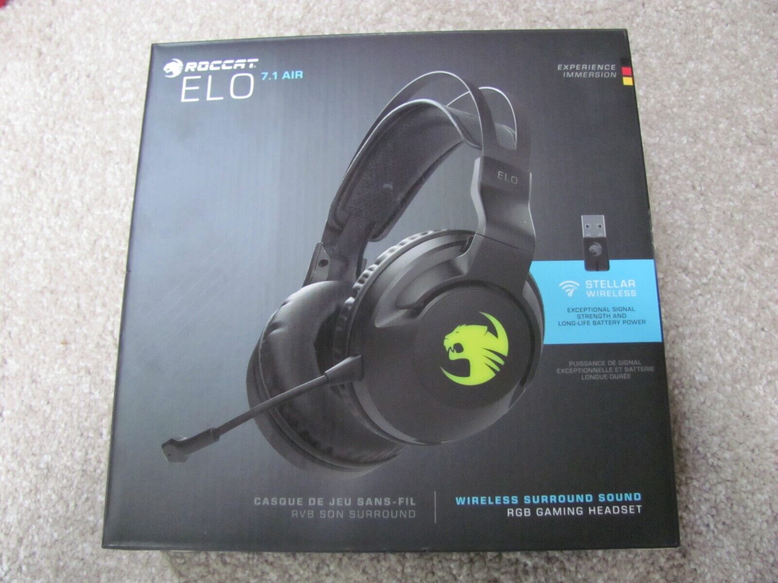 Elo 7.1 Air Wireless Surround Sound RGB Gaming Headset by ROCCAT®