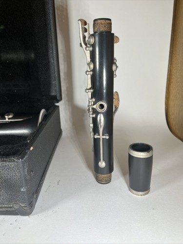 Artley A45 Student Clarinet - Picture 12 of 14
