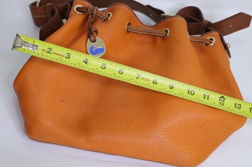 Vintage Dooney and Bourke All-Weather Leather AWL Drawstring Shoulder Tote - Picture 10 of 10