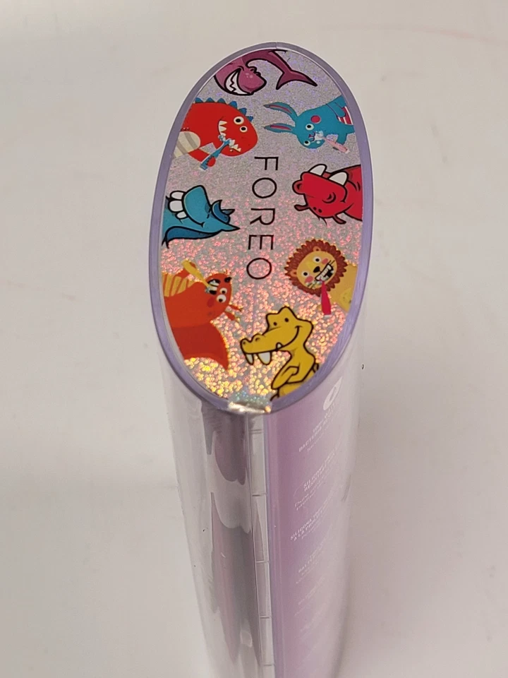 Foreo - Cepillo de dientes sónico de silicona para niños ISSA 5-12 años Merry Berry Shark - USB Foto 3 de 4
