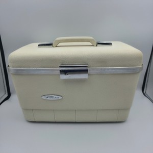 25+ Vintage Makeup Case with Mirror for sale | Updated Oct 2026