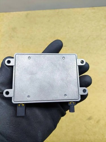 MERCEDES-BENZ CLS C219 Antennenverstärker  2118200885 3.00 Diesel 33127212