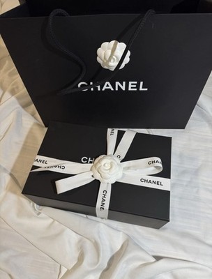 100% authentische CHANEL Geschenkbox Größe 29x 18x10cm.Box Papiertüte