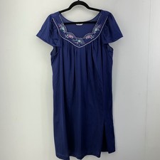 Vintage 90s Vanity Fair Embroidered V-Neck Nightgown USA Large Granny Cottage