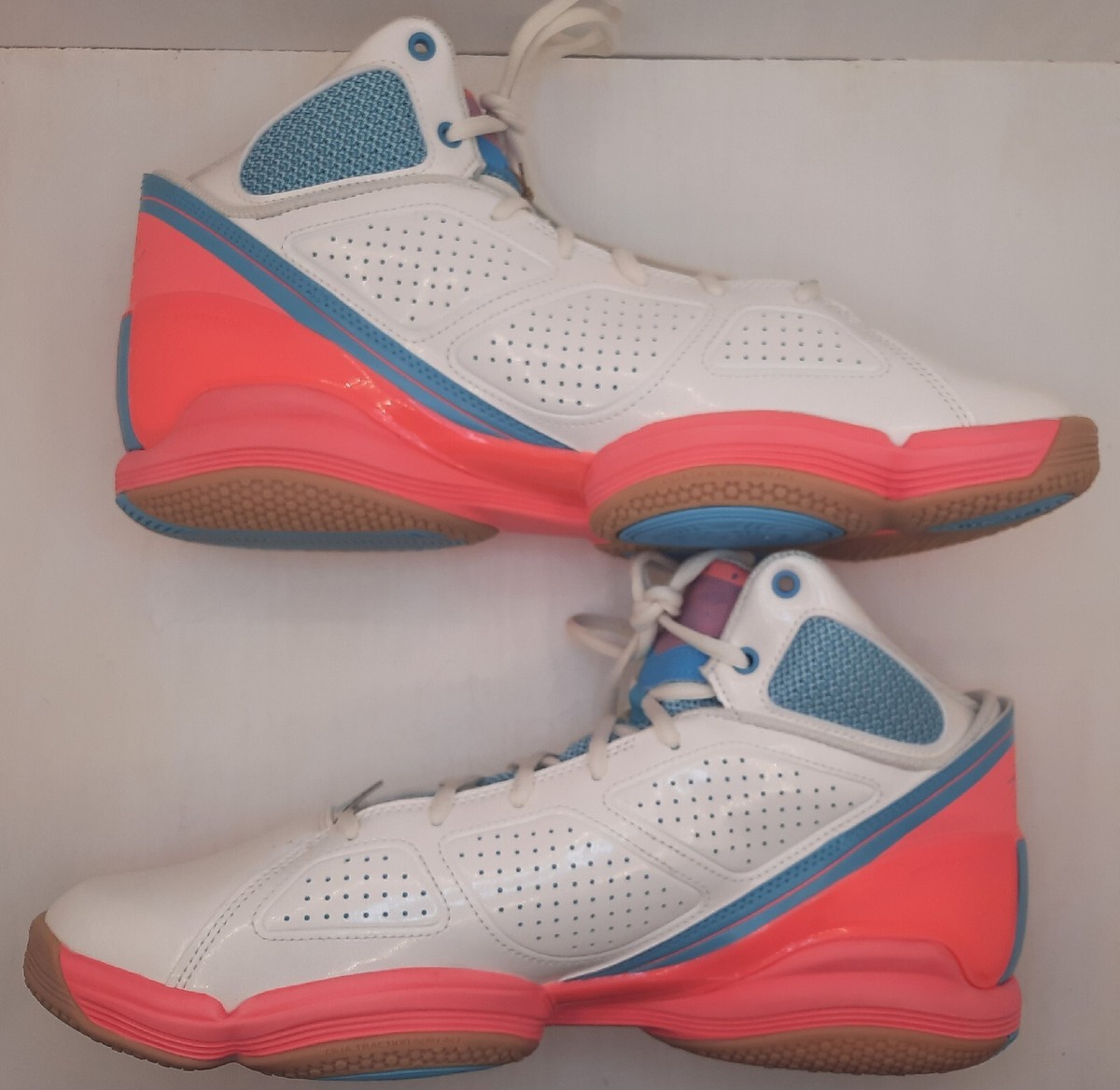 ? NEW RARE ADIZERO ROSE 1.5 RESTOMOD Basketball Shoes  display picture 1