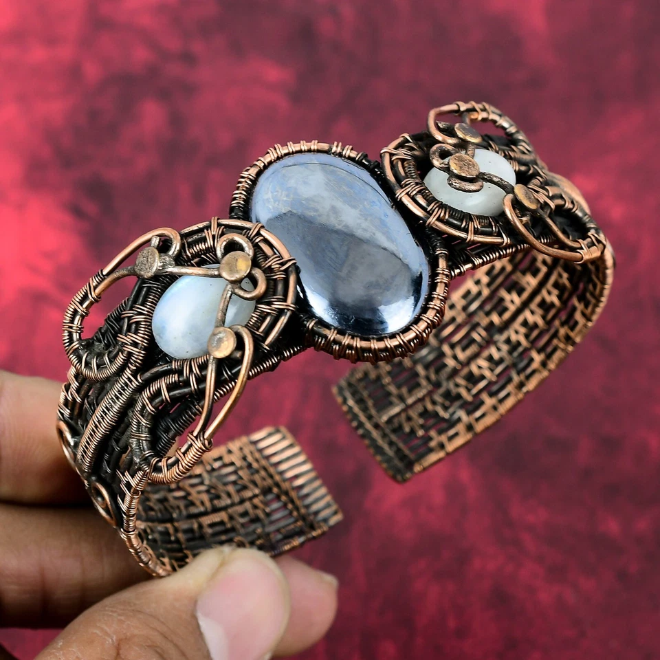 Brazalete de shungita envuelto en alambre de cobre arco iris piedra lunar joyería ajustable Foto 2 de 4