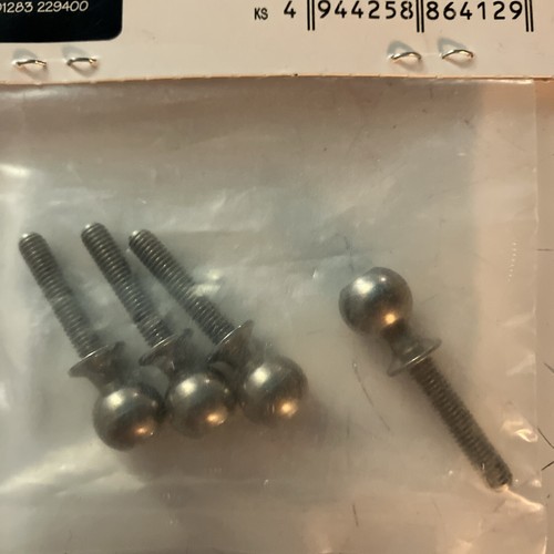 HPi BAJA 5T Hardware 86974 Step Screw, 86412 Ball, 86632 Screw Shaft & 15491 - Picture 15 of 18