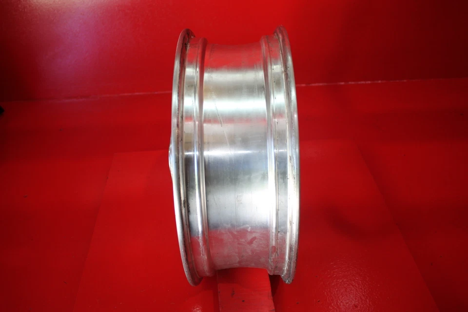 00 LLANTA TRASERA SUZUKI INTRUDER 1500 LC Foto 2 de 4