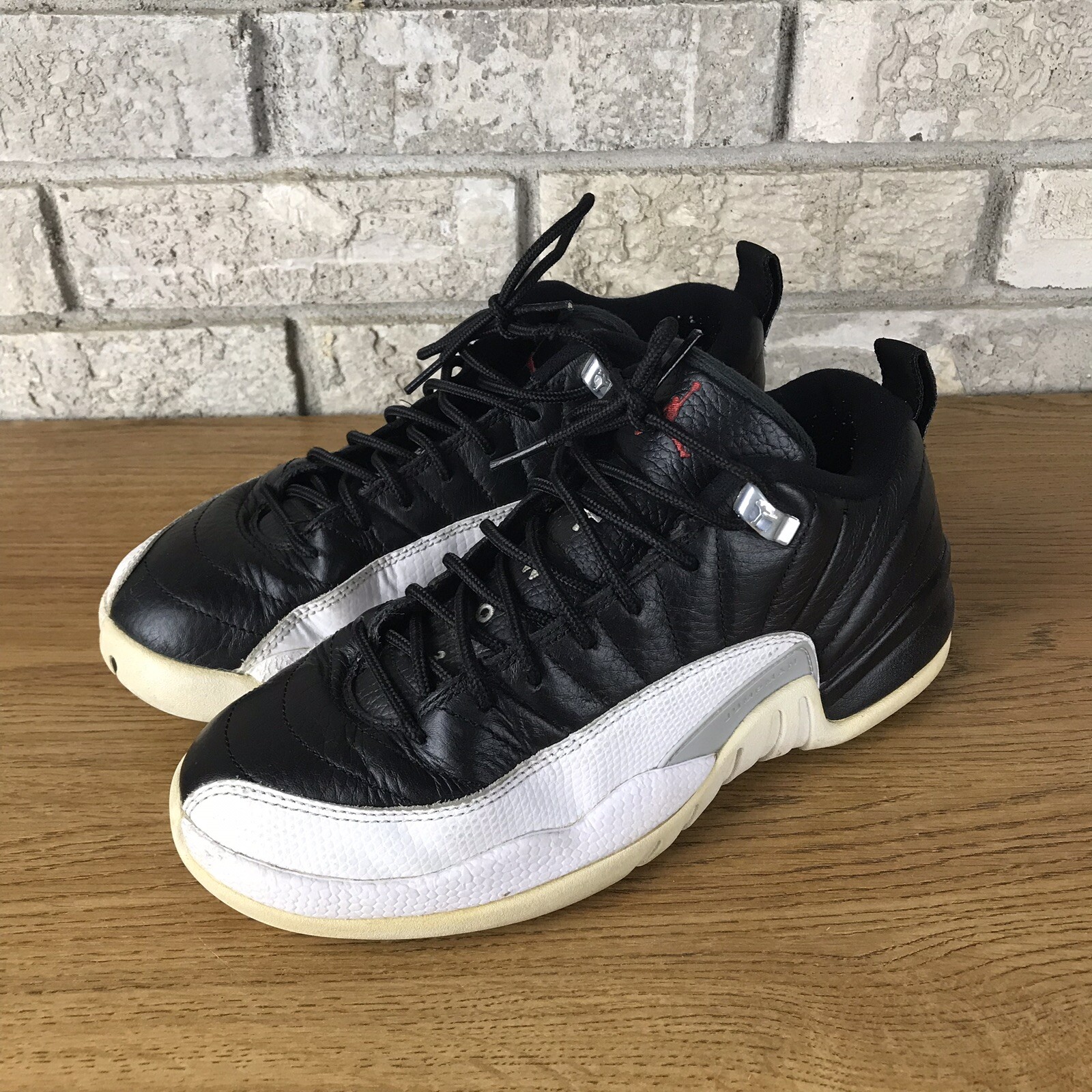 aj 12 low