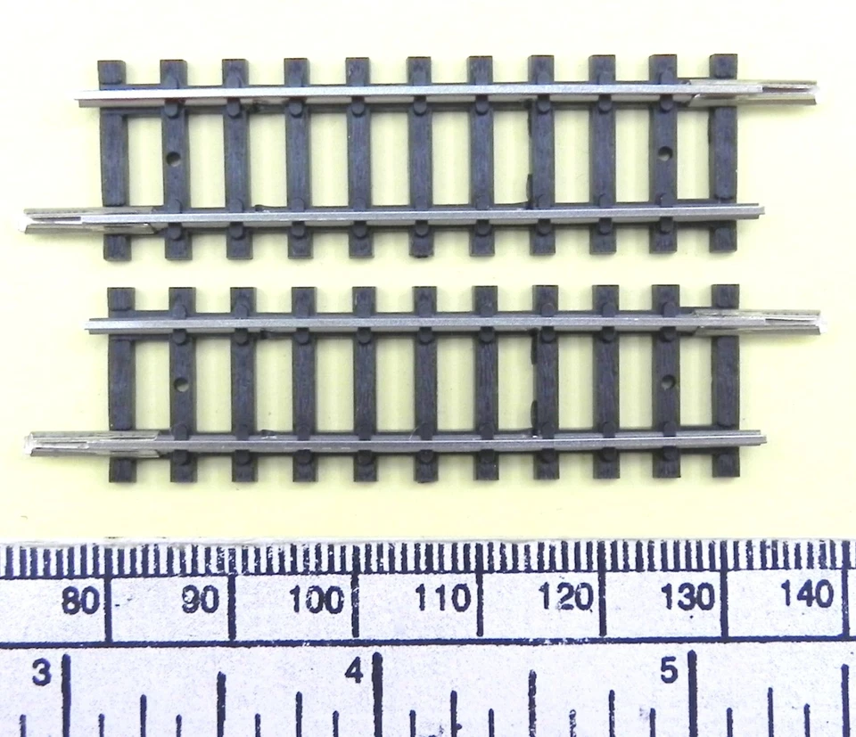 Minitrix N.906 Rail droit 54mm - lot de 2 - Photo 1/4