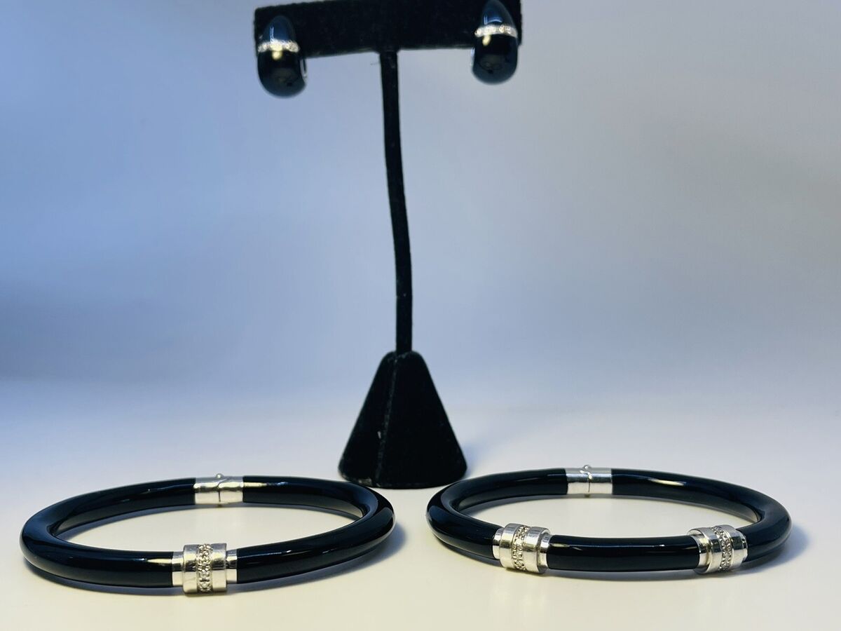 SOHO SLVR BLACK ENAMEL AND DIAMOND BRACELETS AND EARRINGS SOHO SLVR BLACK ENAMEL AND DIAMOND BRACELETS AND EARRINGS