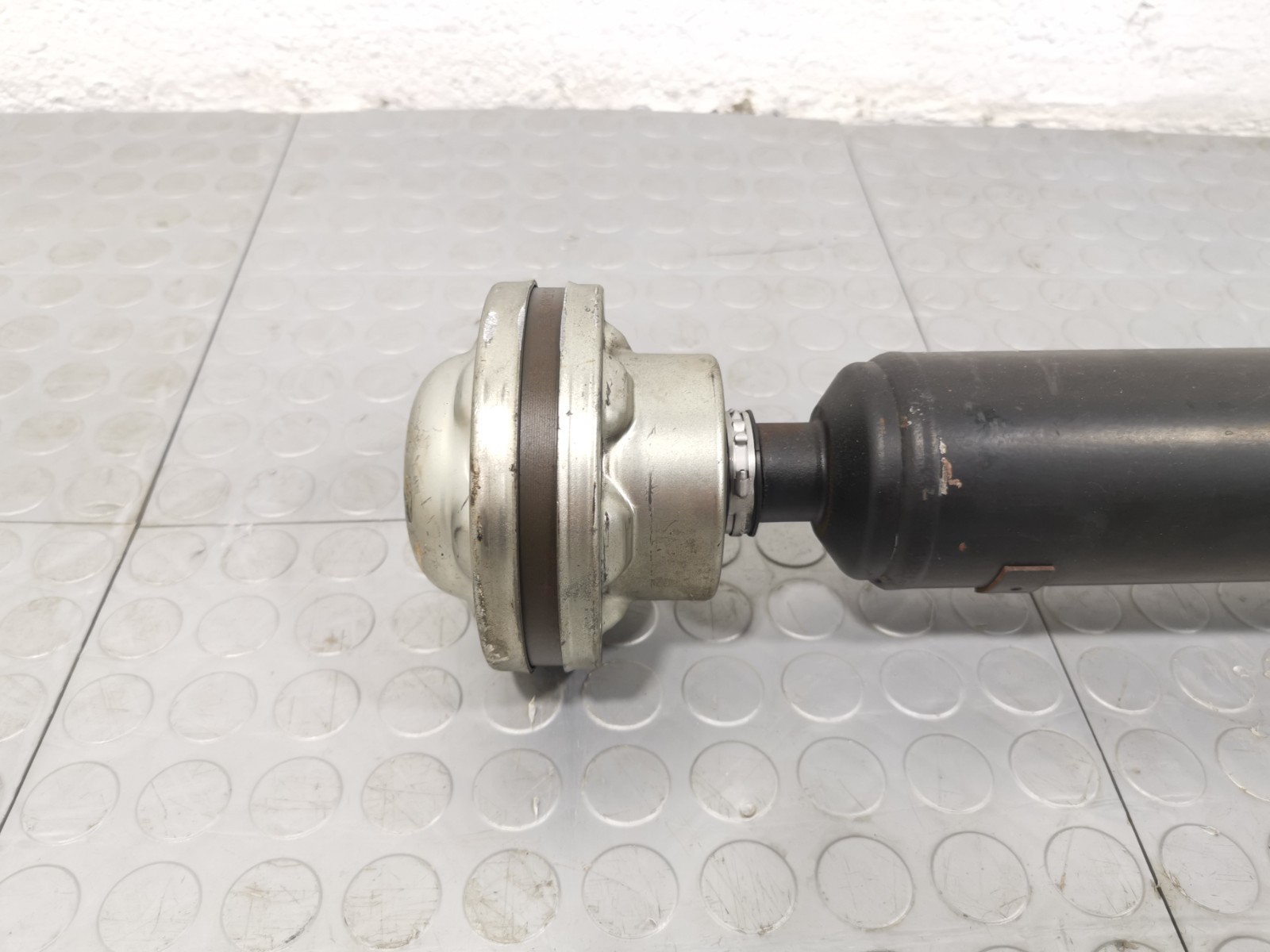 Maserati GranTurismo RWD AUTO 4.7 L 2014 Rear Cardan Propeller Shaft OEM