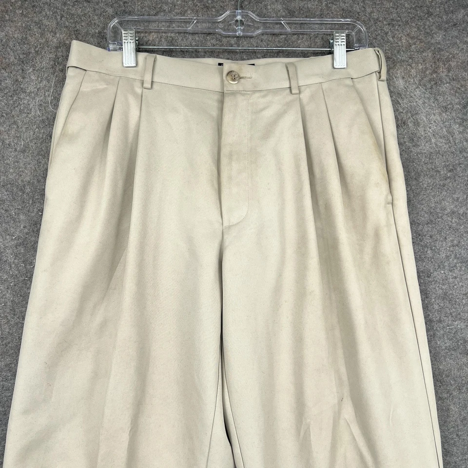 Vestido Dockers Pantalones Para Hombre 32x32 Caqui D3 Calce Clásico Chino Plisado con Puños Dobladillo Foto 2 de 4