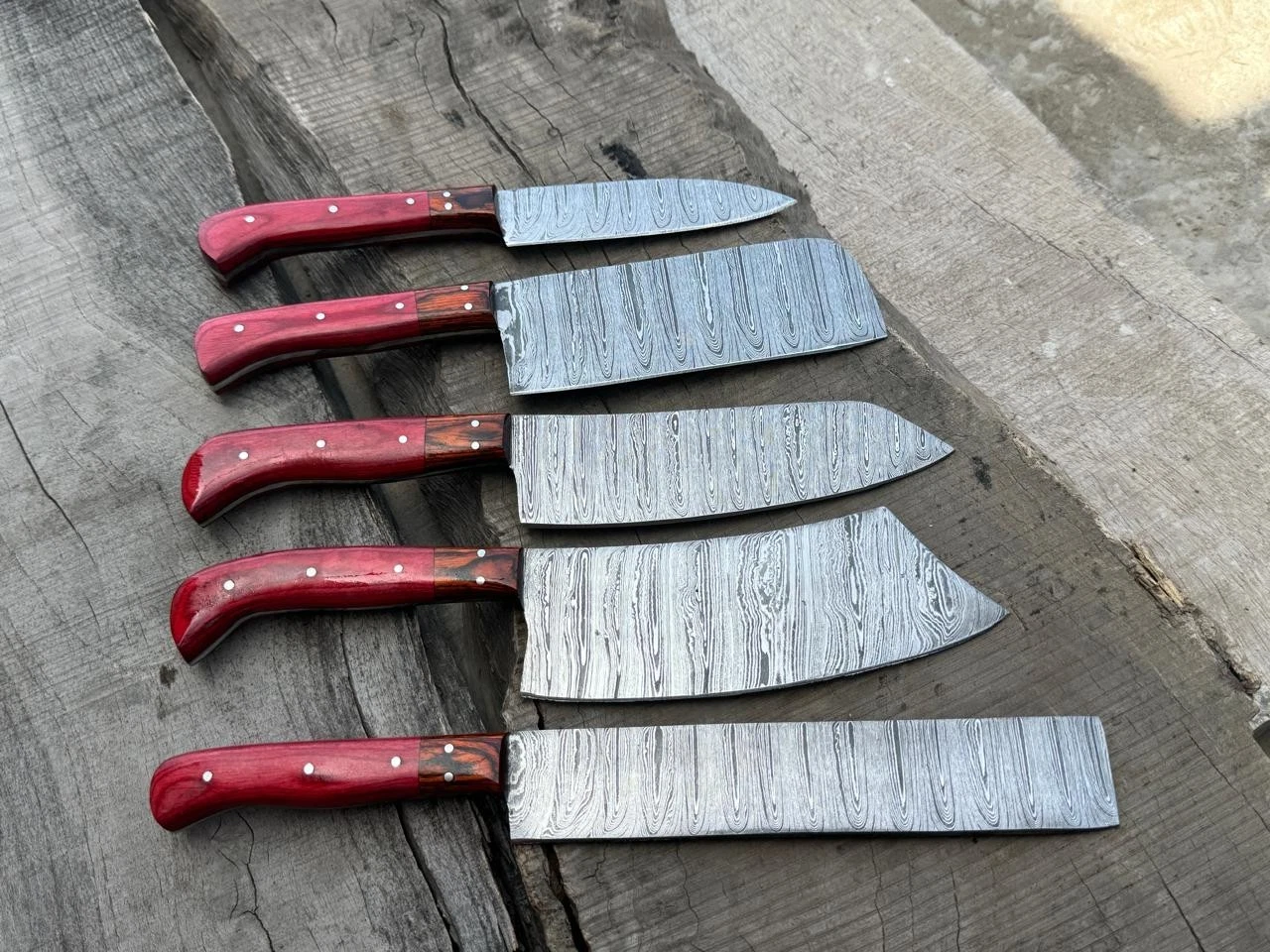 5-Piece Handmade Damascus Steel Chef Knife Set with Red Wood Handle Kitchen Tool
Opens in a new wind