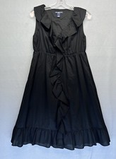 Gap Women Black Knee length V neck ruffle accent sleeveless Light dress size 8