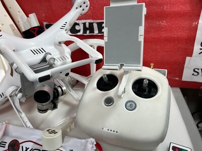 DJI PHANTOM 3 PROFESSIONAL DRONE GL300B with W323A Aircraft DJI PHANTOM 3 PROFESSIONAL DRONE GL300B with W323A Aircraft