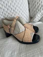 Clarks Orla Kiely Pink Cream Blue Patent Strappy Floral Heels Sandals Size 8 D