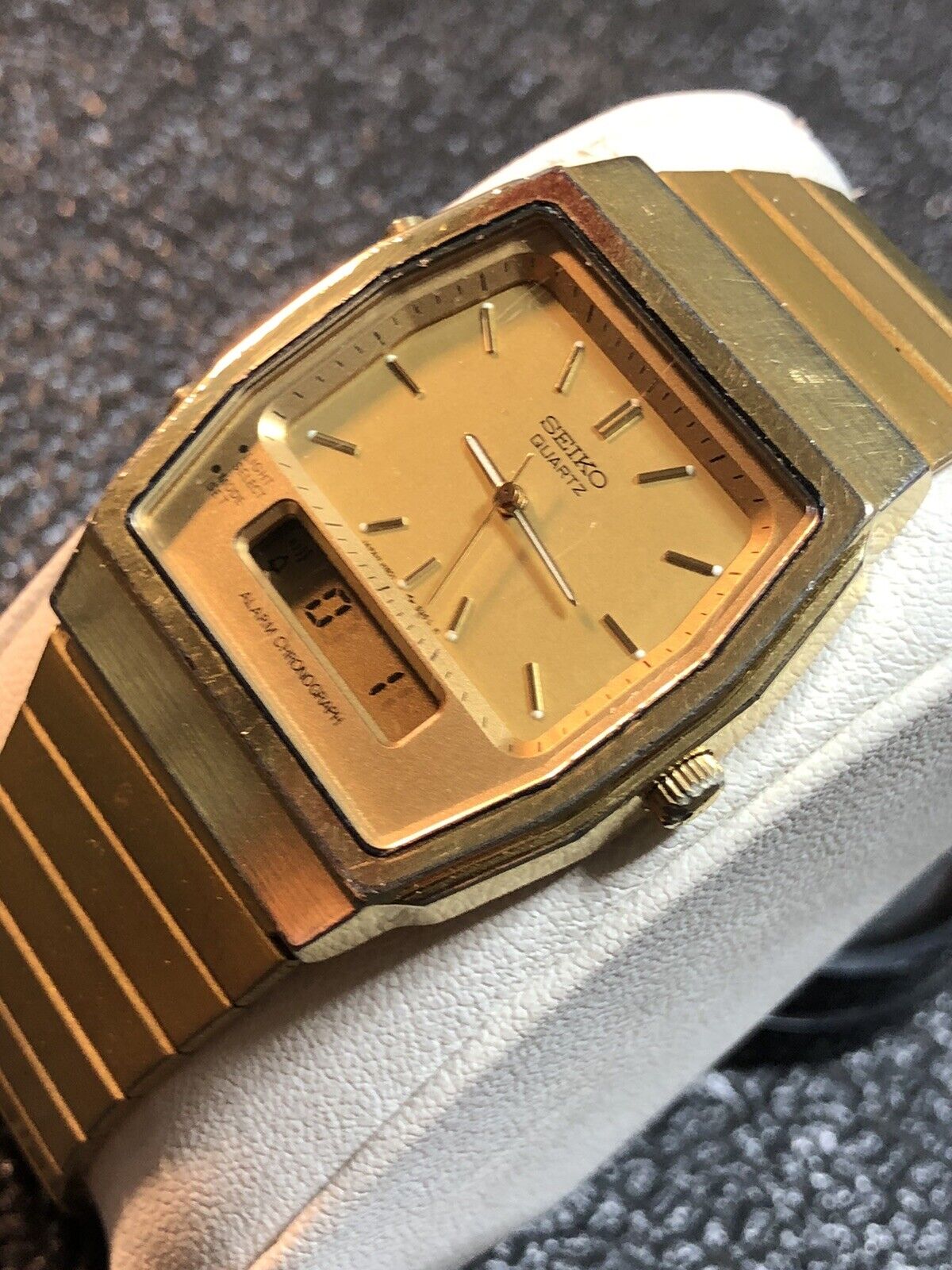 VINTAGE GOLD SEIKO WATCH MENS VINTAGE GOLD SEIKO WATCH MENS