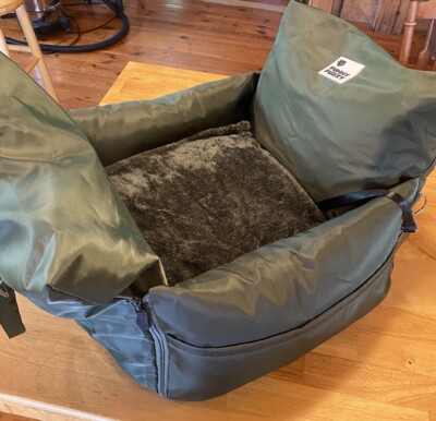 FunnyFuzzy Pet Carrier Bed, Dog Car Seat with belt/clip