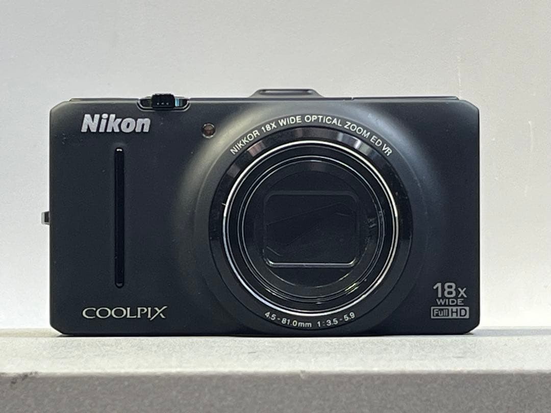 Excellent ] Nikon COOLPIX S9300 16.0MP Compact Digital Camera blue