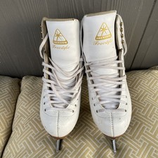 Jackson Freestyle Ice Figure Skates 2101 3 1/2 C Mirage Ultima Blades