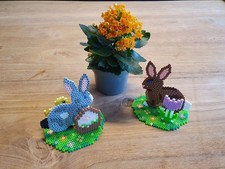Bügelperlen Set midi - 2 stehende Osterhasen 2100 Perlen + 2 Steckplatten