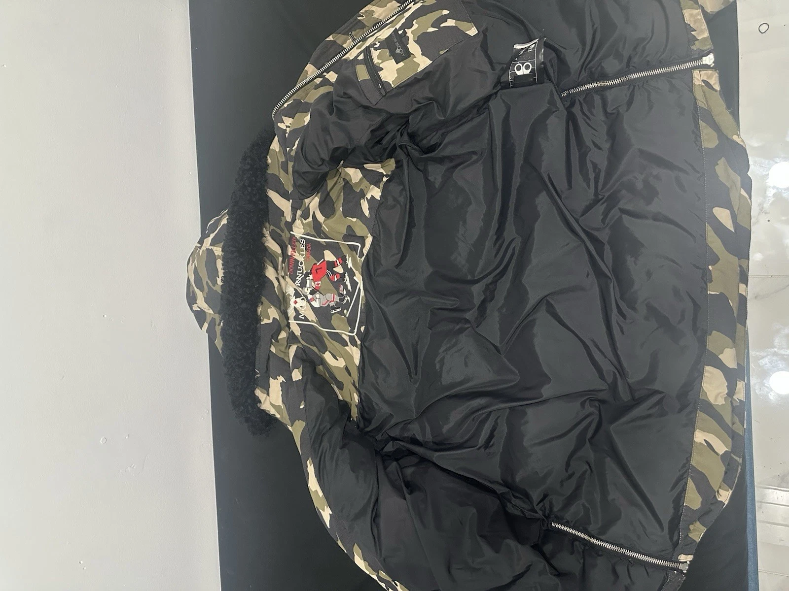 Moose Knuckles Men’s XL Camo Down-Filled Puffer Jacket Hood Full Zip Pockets image 2