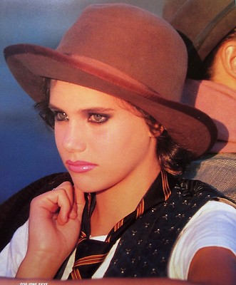 Ione skye sexy