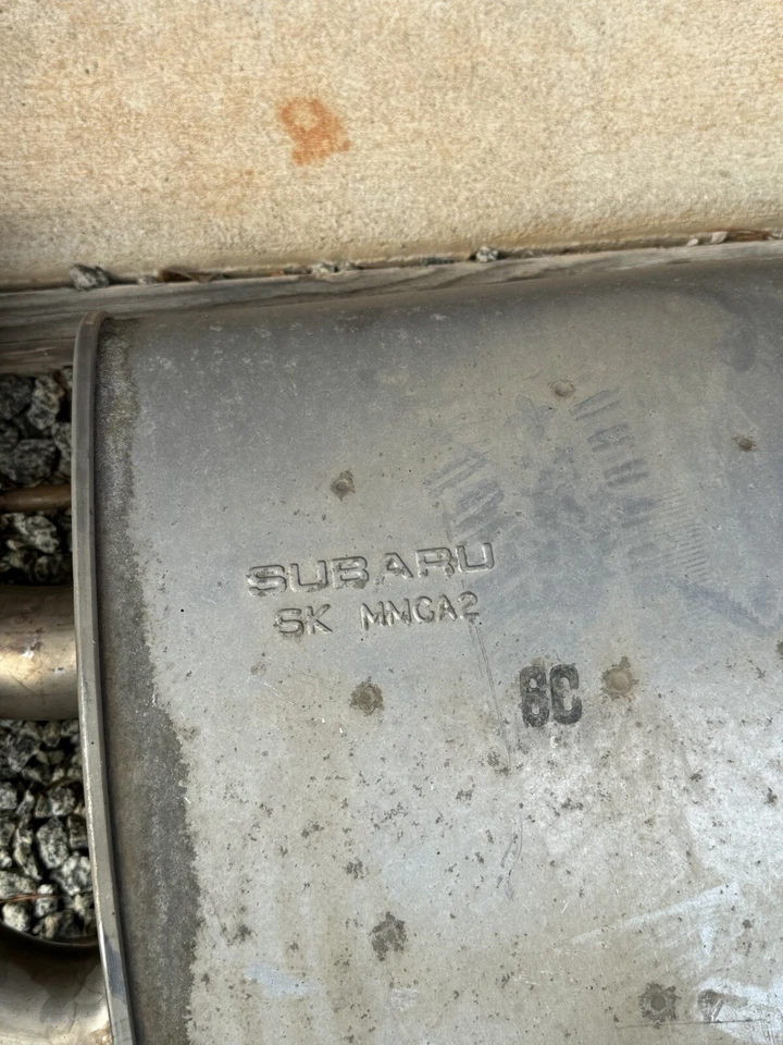 Subaru BRZ 2017 escape de stock Foto 4 de 4