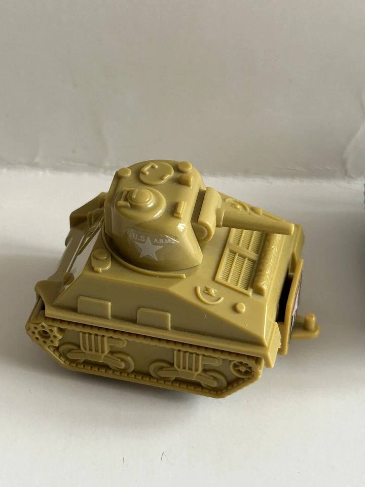 Takara Tomy Choro Q 1983 Sherman C-10 N-4  /Russia Tanks C-11 T-34 Pull Back Toy Foto 4 de 4