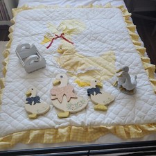 Duck crib quilt other Duck Items vintage Yellow.