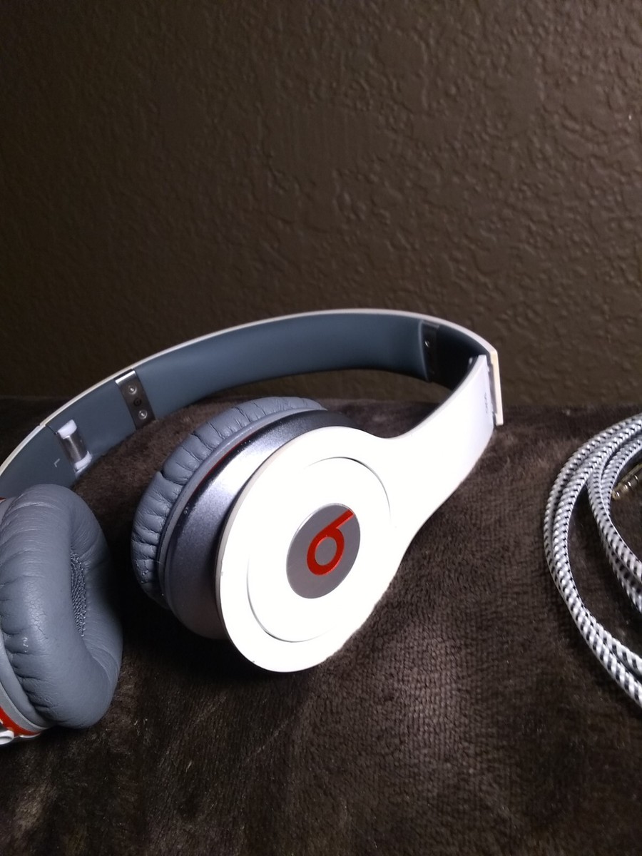 新品未開封 beats solo HD ホワイト×レッド Beats by Dr. Dre Solo HD Headphones (Wired) w/Case | eBay