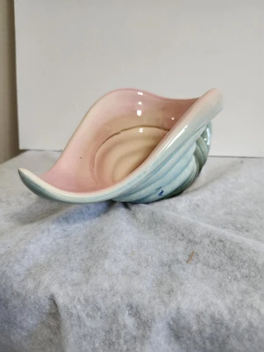 Vintage Hull Cornucopia Peach And Teal Colors