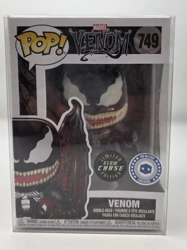 Funko Pop Marvel #749 Venom Glow Chase Limited Edition Exclusive. Protector