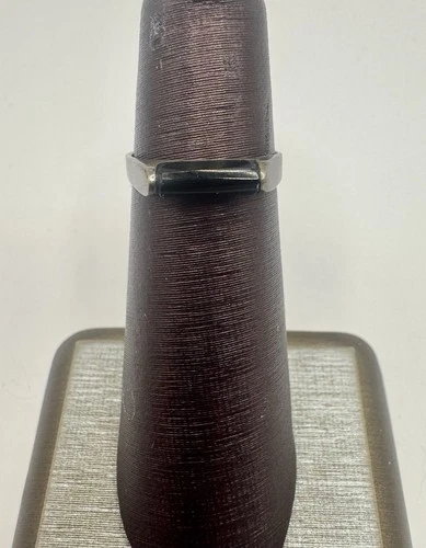 Vintage Mexico 1.68 Grams Starling Silver 925 And Onyx Ring. Size 5.5