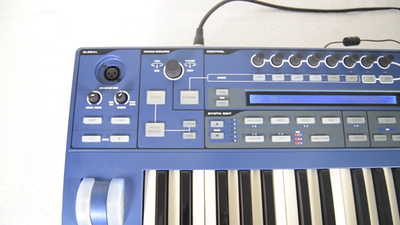 が*も様 Novation ULTRANOVA シンセサイザー 37キー (ジャ s-l400.jpg
