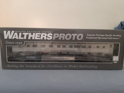 HO Walthers Santa Fe San Francisco Chief (Deluxe) Hotevilla Sleeper 920-9341