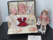 RARE Vintage Wendy Lawton Mignonette & Her Malle Du Voyage Masterpiece Series NM