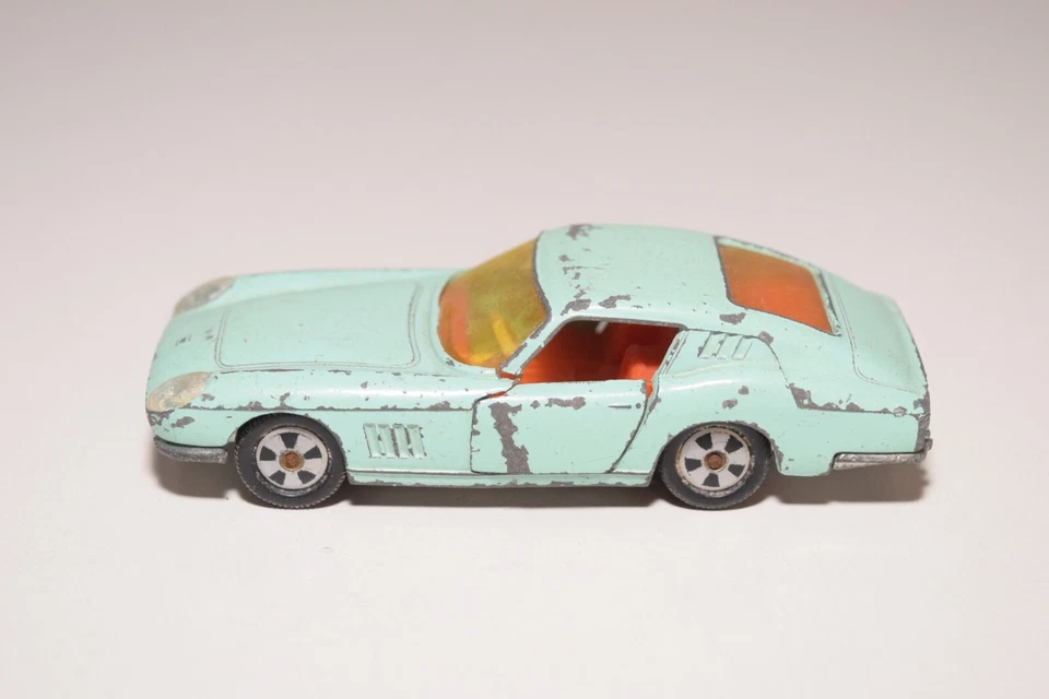 V 1:60 SIKU V269 V 269 FERRARI BERLINETTA 275 GTB 275GTB VERDE EXCELENTE ESTADO. Foto 2 de 4