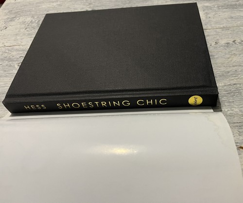 Shoe String Chic Hardback Book With Book Cover - Hess - Picture 2 of 4