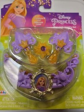 Disney Rapunzel Costume Jewelry Set Necklace Clip Earrings New In Package.