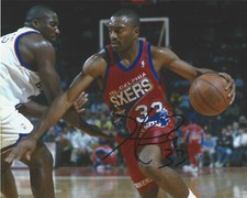 HERSEY HAWKINS SIGNED AUTHENTIC 'PHILADELPHIA 76ERS' 8x10 PHOTO w/COA NBA LEGEND