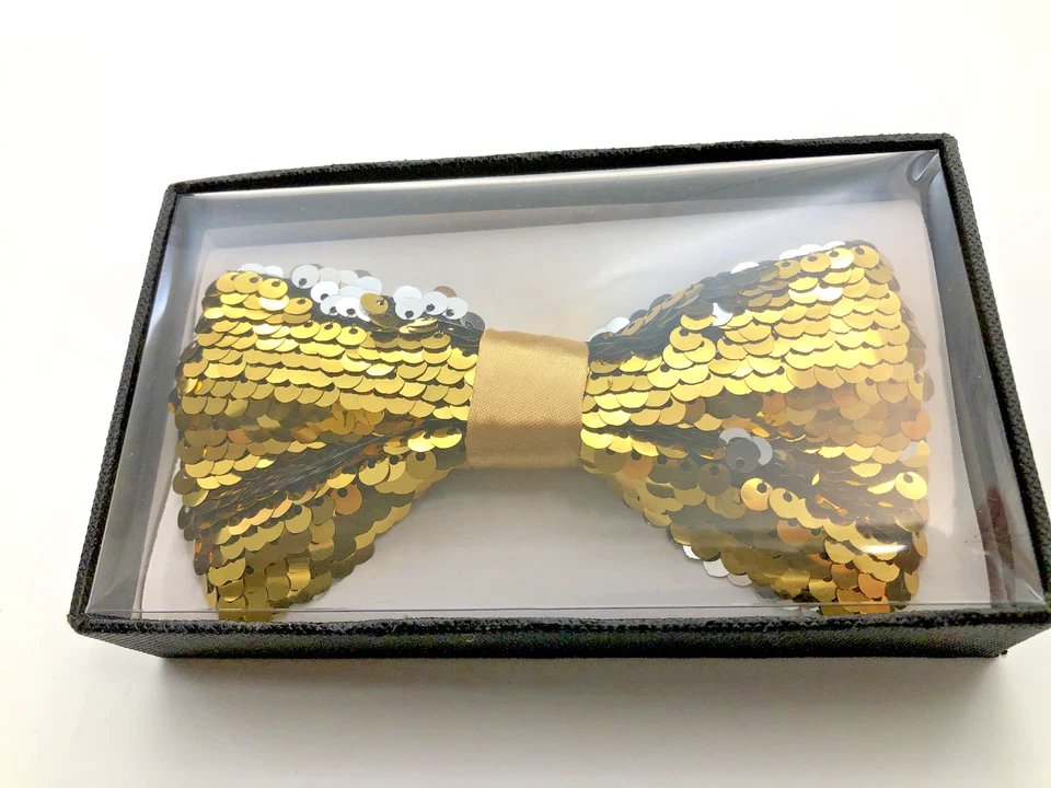 Lote de 2 pajaritas de lentejuelas plateadas y doradas con bolsillo conjunto de pañuelos cuadrados nuevo Foto 3 de 4