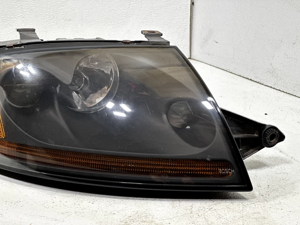 00-06 AUDI TT QUATTRO RIGHT SIDE BLACK HID XENON HEADLIGHT LIGHT 8N0941004AF OEM - Image 3 of 4